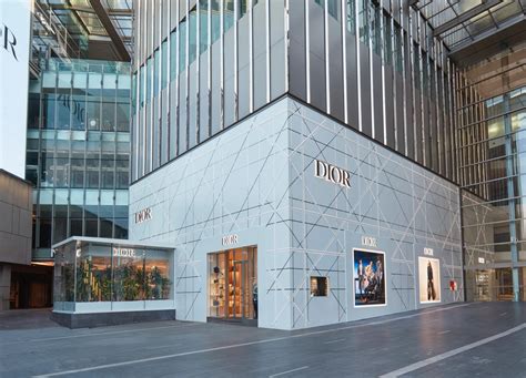 dior shops